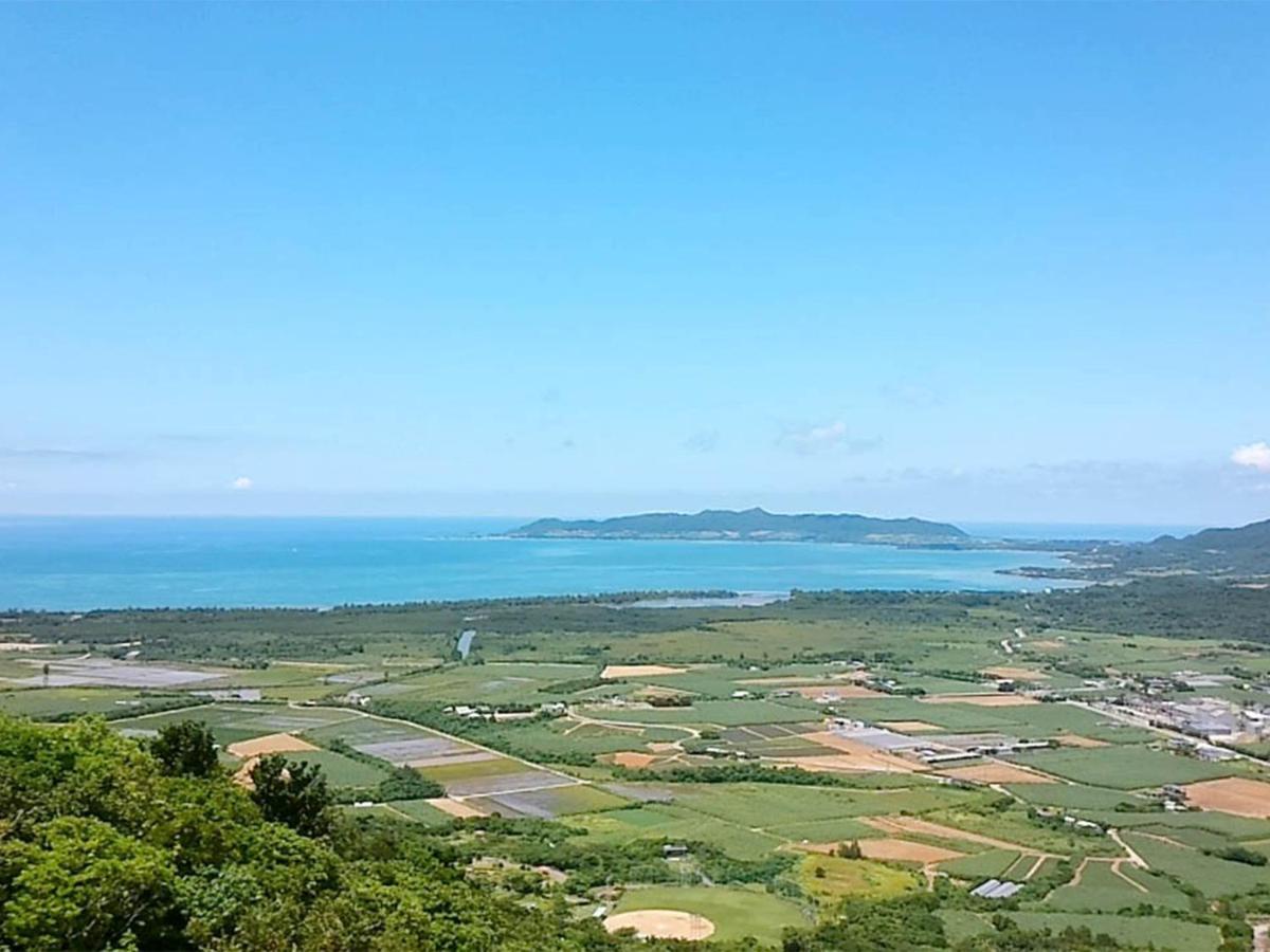 石垣島 一棟貸切りのお宿 ちゅら赤瓦 Ishigaki  Buitenkant foto