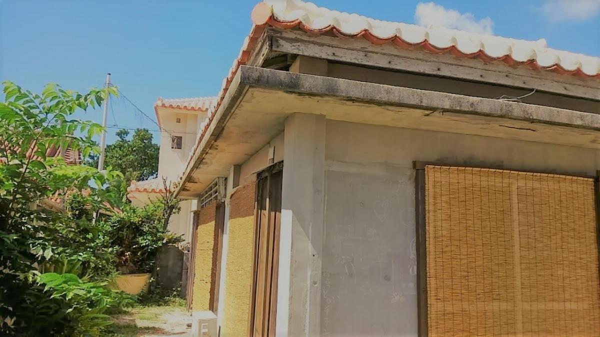 石垣島 一棟貸切りのお宿 ちゅら赤瓦 Ishigaki  Buitenkant foto